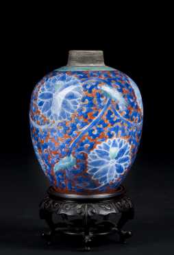 Chinese Vintage Porcelain Vase