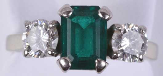 Diamond and Emerald Ladies Ring