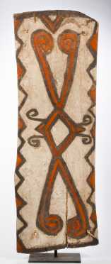 A fine and rare Oksipmin/Telefolmin shield, New Guinea