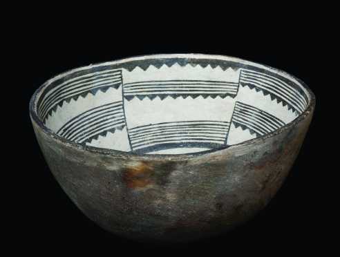 A fine Mimbres geometric bowl, 1100 AD.