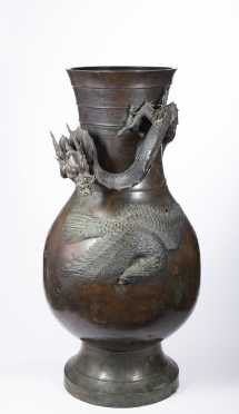 Edo Palace Size Japanese Bronze Vase With Dragon Decoration
