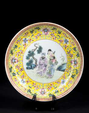Chinese Porcelain Deep Plate