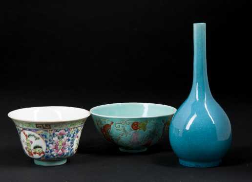 Chinese Porcelain Rice Bowls and Bud Vase