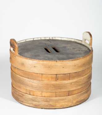 Shaker Handled Wash Tub With Fingered Bands