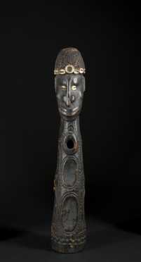 A fine and powerful Iatmul horn, Middle Sepik