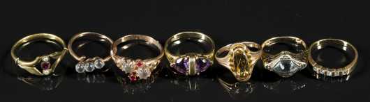 7 Yellow Gold Rings