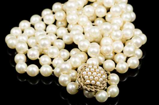 14kt Gold and Pearl Clasp Finishing a Faux Double Strand Pearl Necklace
