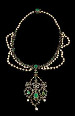 Edwardian Emerald, Pearl, and Diamond Necklace and Pendant