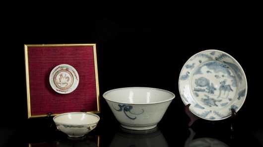 Lot of Four Early Chinese Blue and White Porcelain