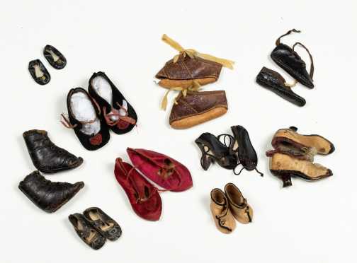 Lot of Ten Pairs of Doll's Shoes