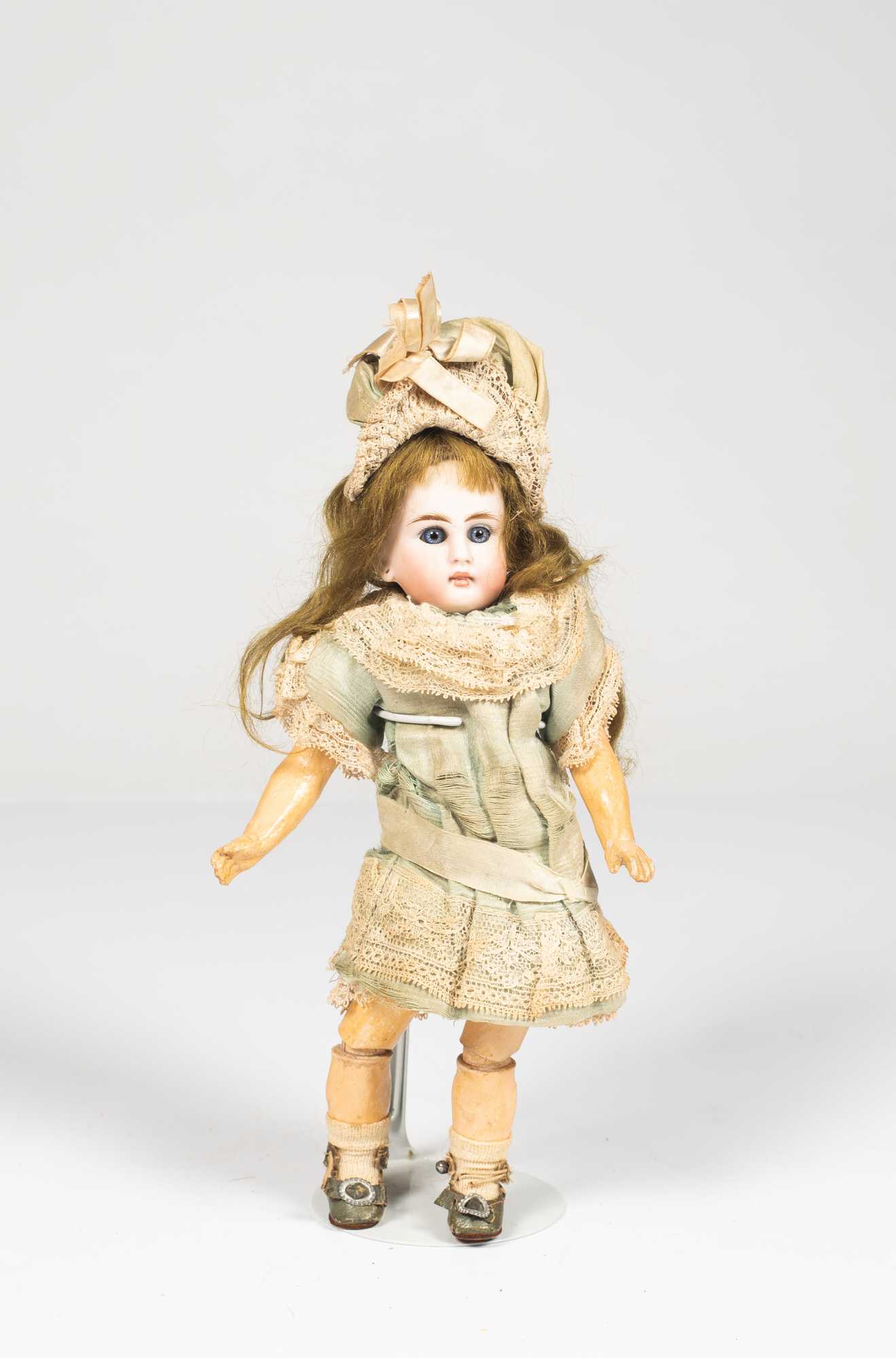 German Bisque Dolls.  Antique dolls, Bisque doll, Vintage paper dolls