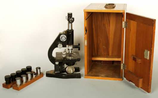 Bausch & Lomb, Microscope