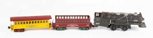 Lionel #263E Electric Locomotive and Two Cars, As-Is