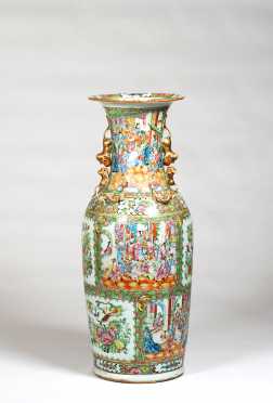 Large Chinese Export Rose Medallion Palace Vase