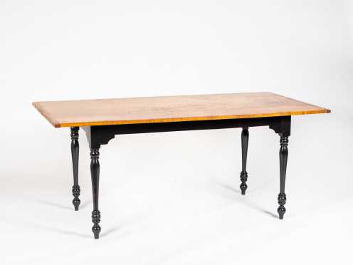 L20thC Tiger Maple Top Sheraton Style Dining Table
