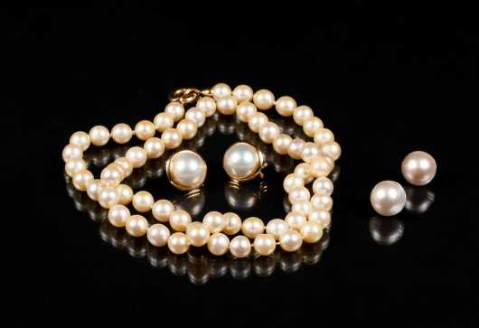 Pearl and Yellow Gold Lot