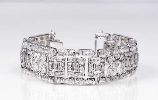 Art Deco Style Diamond and 18K White Gold Bracelet
