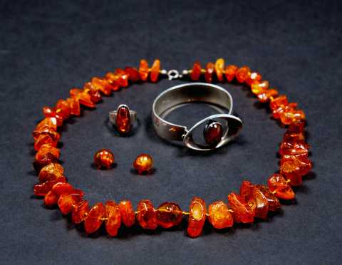 Four Pieces of Amber Jewelry
