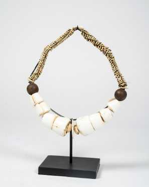 A Papua New Guinea Shell Necklace