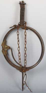 Vintage Round Twin-Ring Steel Game Trap