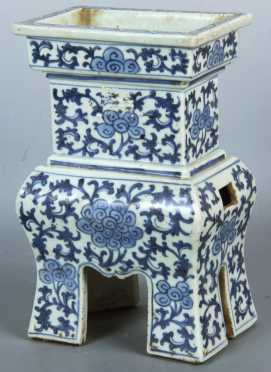 Chinese Four Footed Vase