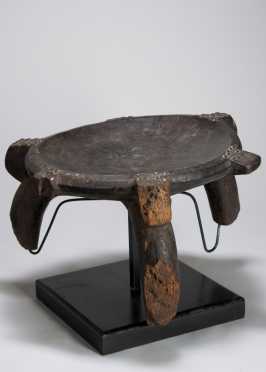 A Nyamwesi stool