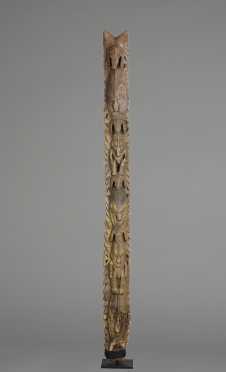 A lower Sepik architectural post